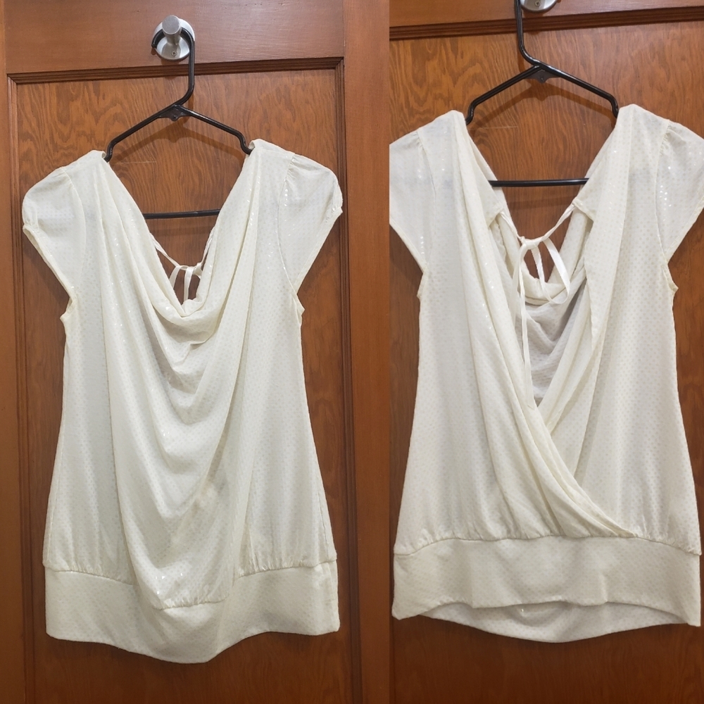 Express tie-back style top